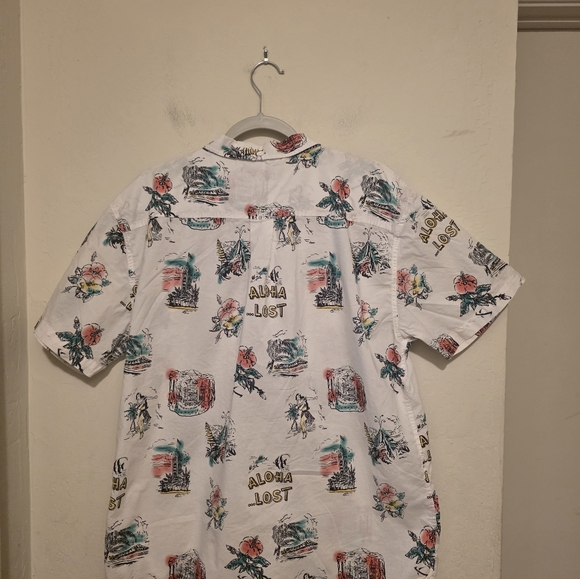 Lost Aloha Tropical White Casual Shirt Button Down Shirt Size Large - Picture 2 of 8